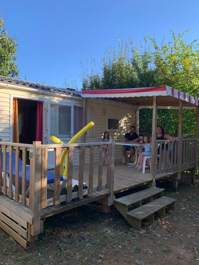 Mobil-Home Terrasse Semi-Couverte Limeuil Extérieur photo